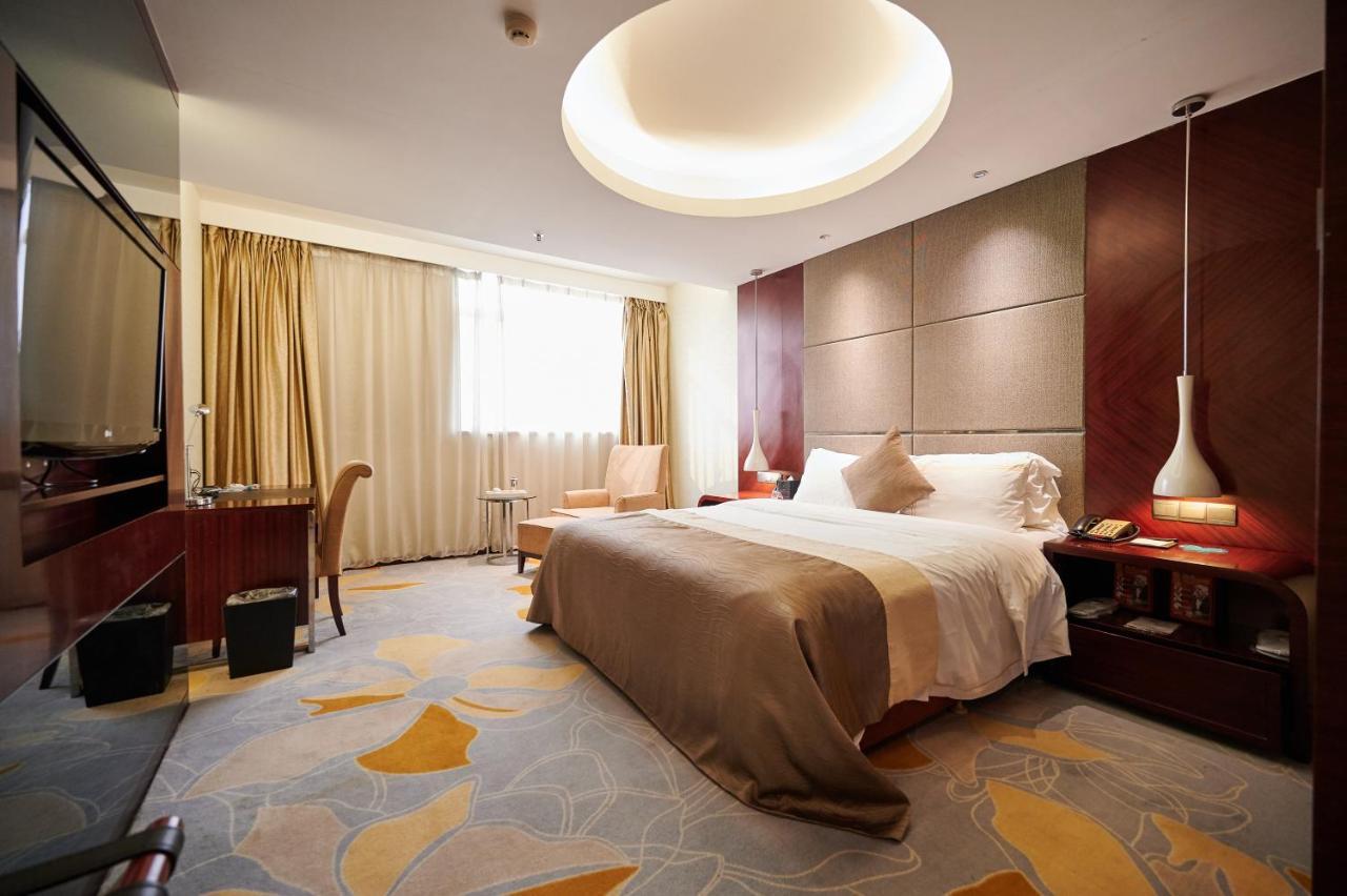 Foshan Jinlai Holiday Hotel מראה חיצוני תמונה