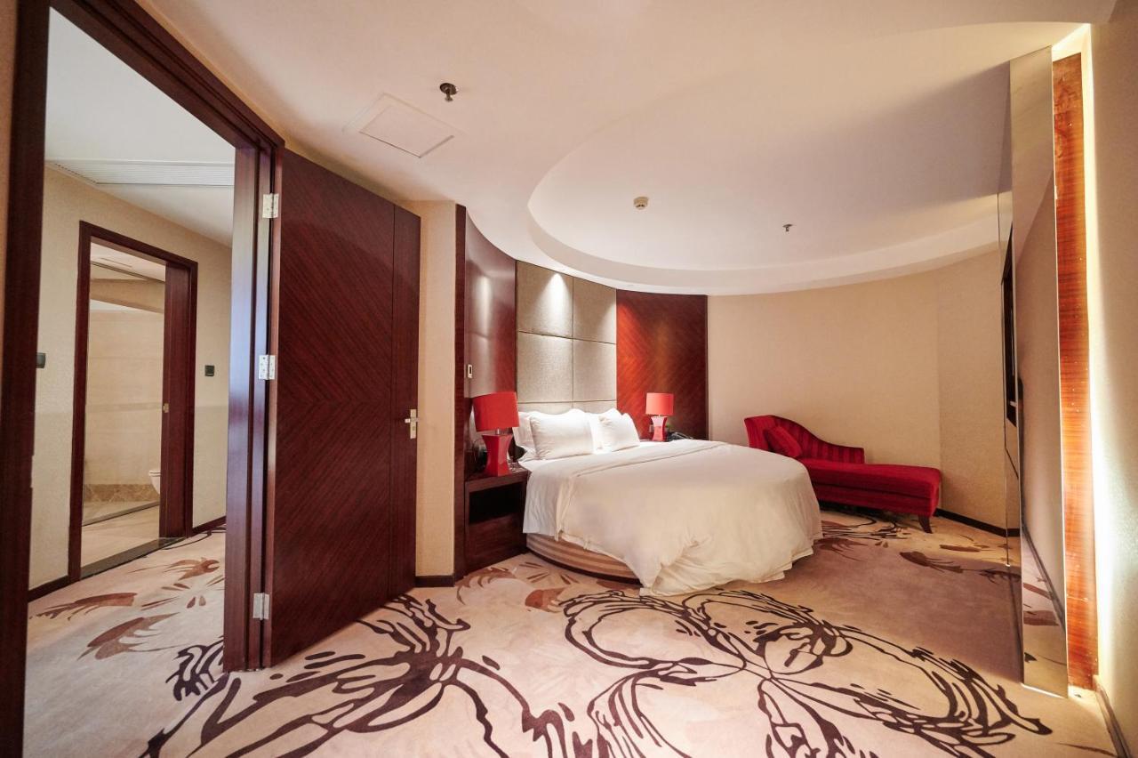 Foshan Jinlai Holiday Hotel מראה חיצוני תמונה